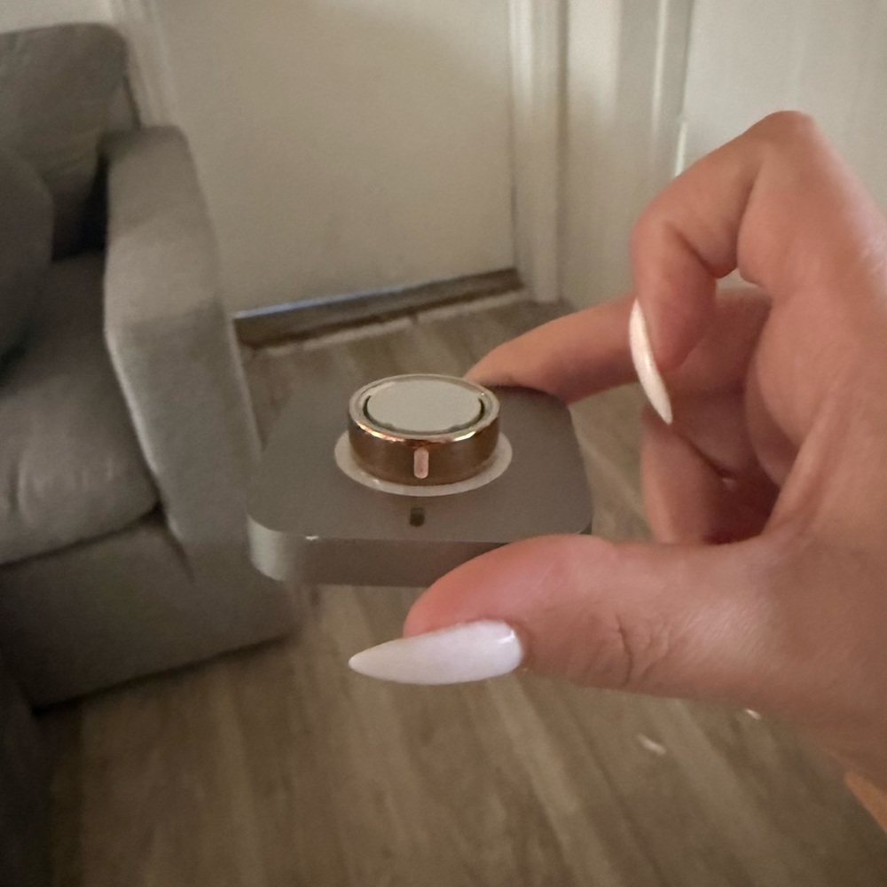 Oura Rose Gold Wellness Ring size 8